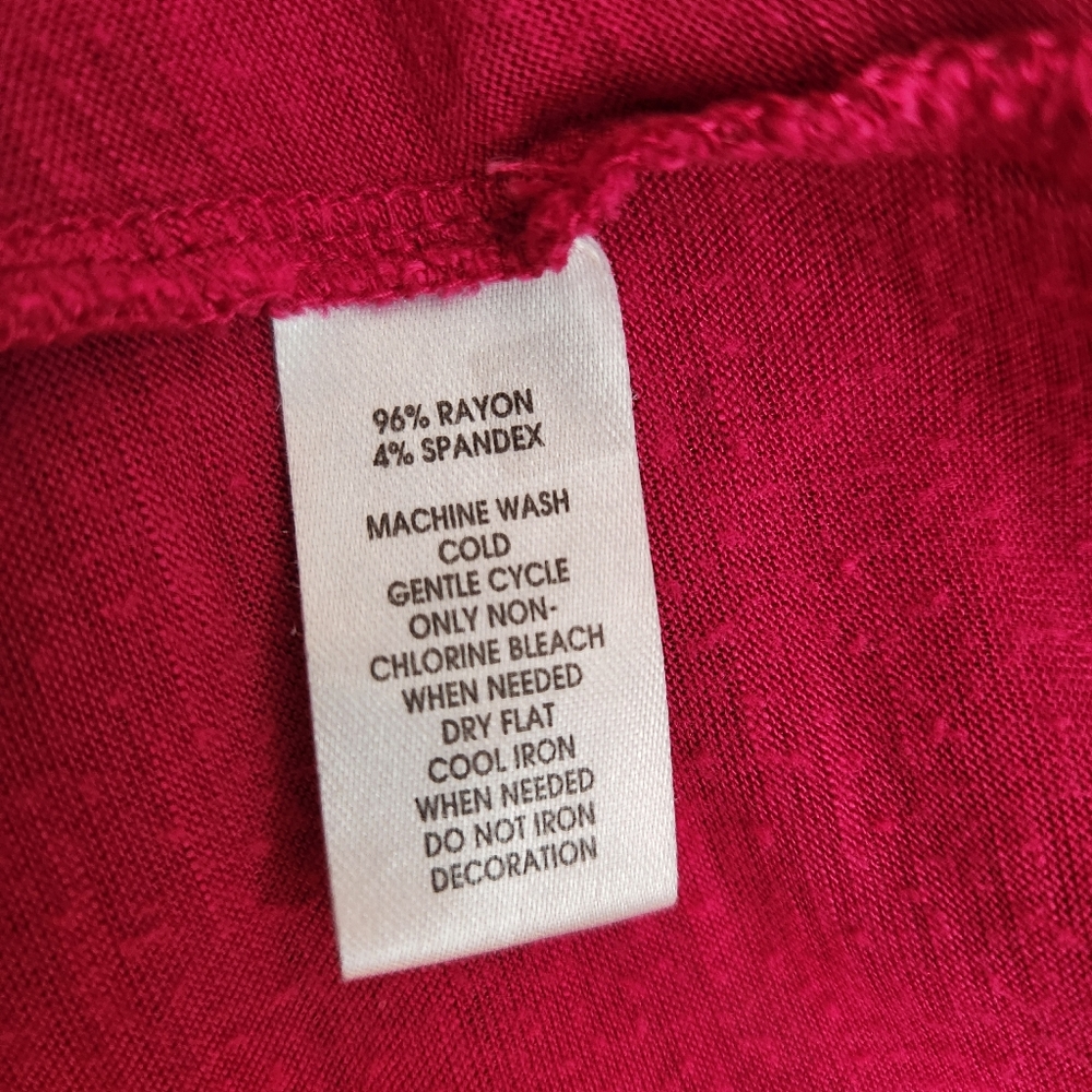 2 Loft Outlet Sleeveless Tops - Picture 5 of 10